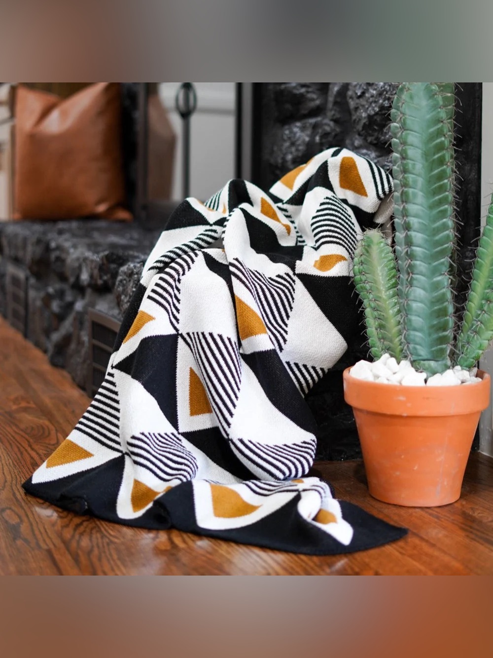Gorgeous Knit Throw Blanket Seek and Swoon Envie MCM Vintage Chevron & Geometric - Picture 11 of 11